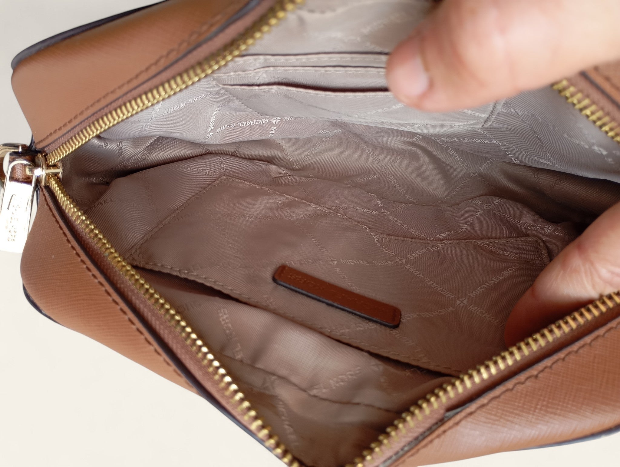 Sac à main Michael Kors — Monogramme MK Vanille & Cognac — Seconde main