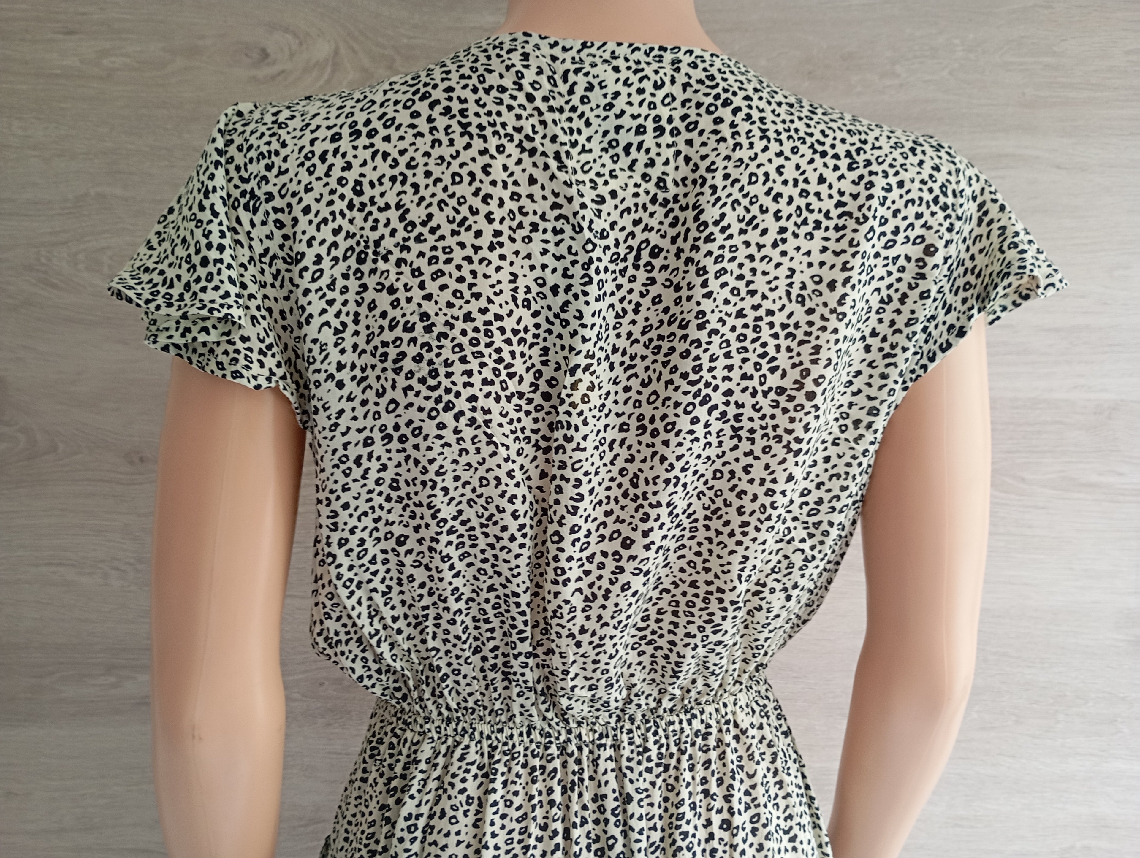 Robe Courte Imprimé Léopard à Volants Brant – Neuve avec Étiquette Taille M/L