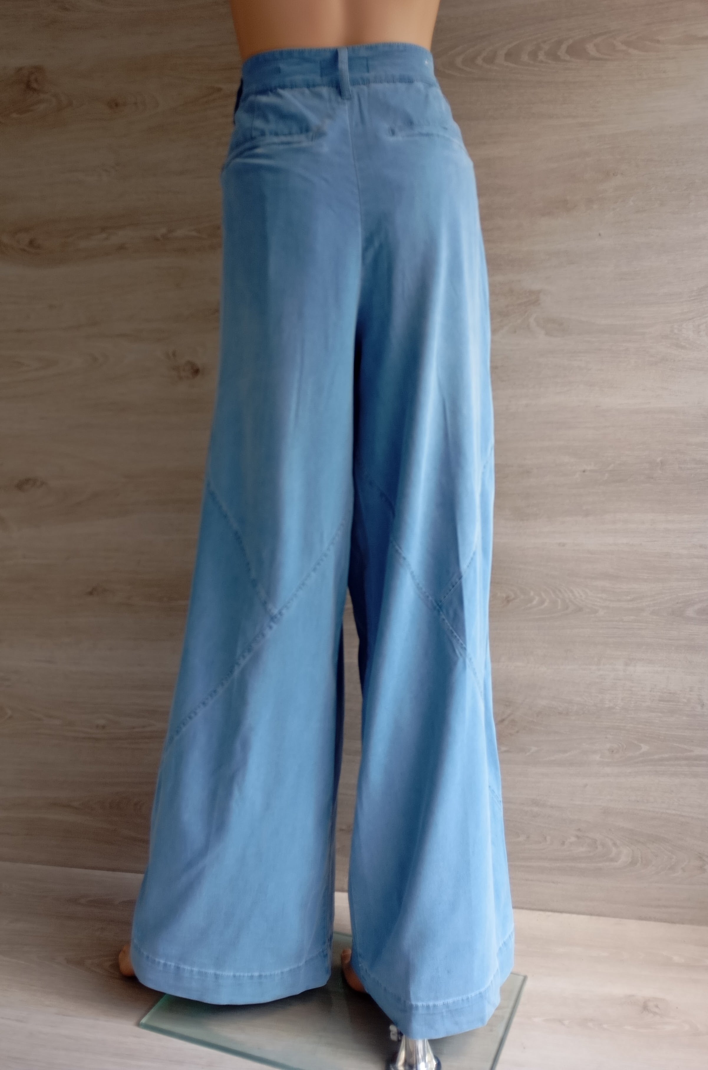 Pantalon Wide Leg Tailleur de créateur Robert Rodriguez – Taille L (42/44 FR) | Seconde Main