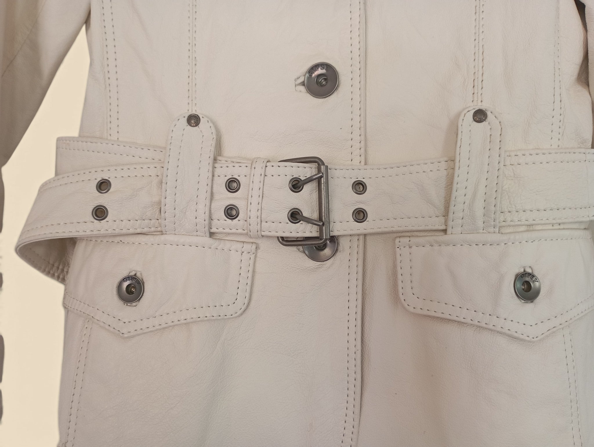 Veste Saharienne en Cuir Véritable Gipsy Mauritius – Coupe Cintrée Écru – Taille M