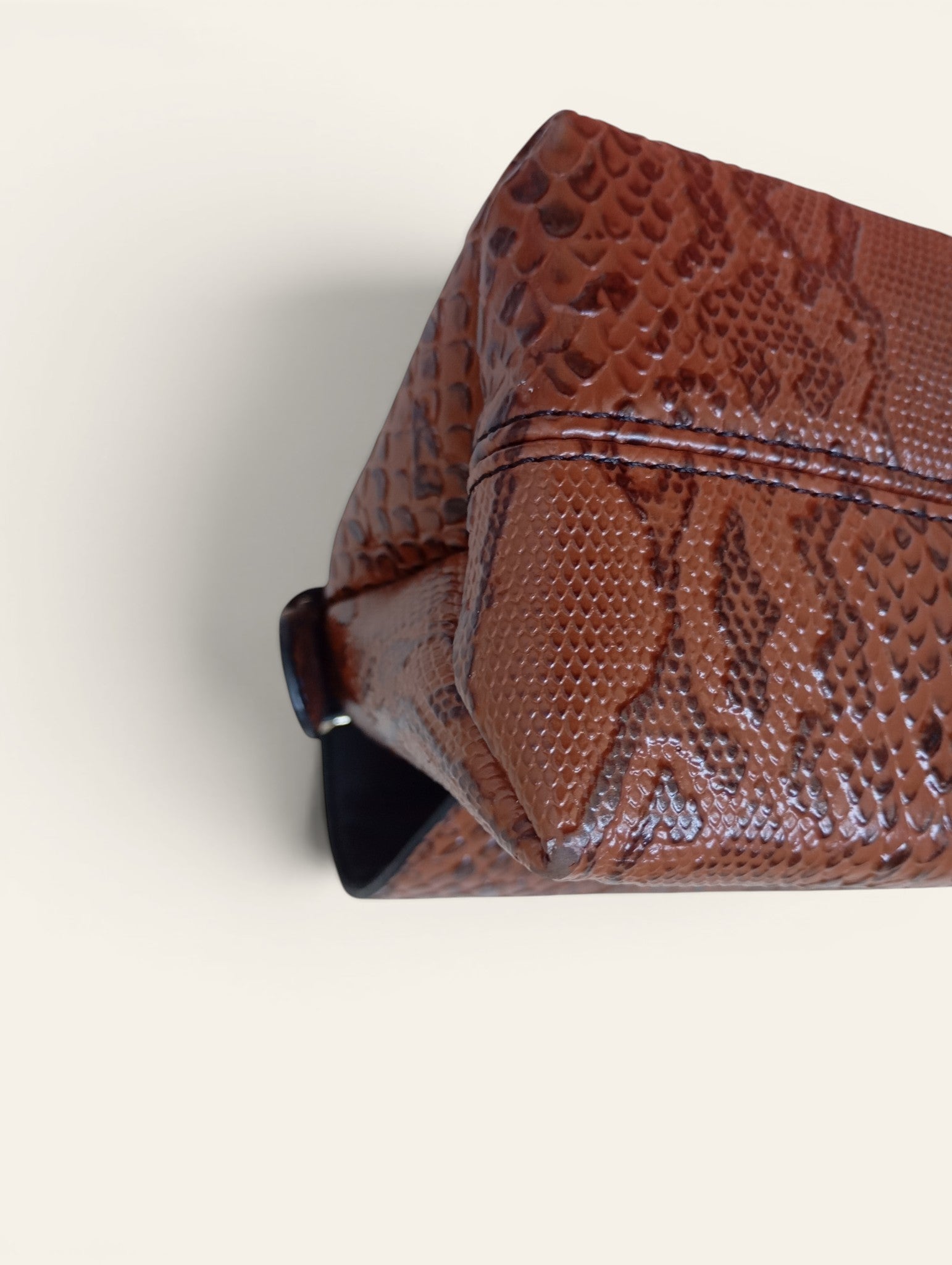 Nakedvice Melbourne — The Dani Snake Print Bag | Sac baguette cuir python Y2K