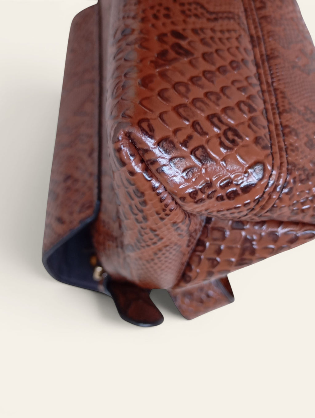 Nakedvice Melbourne — The Dani Snake Print Bag | Sac baguette cuir python Y2K