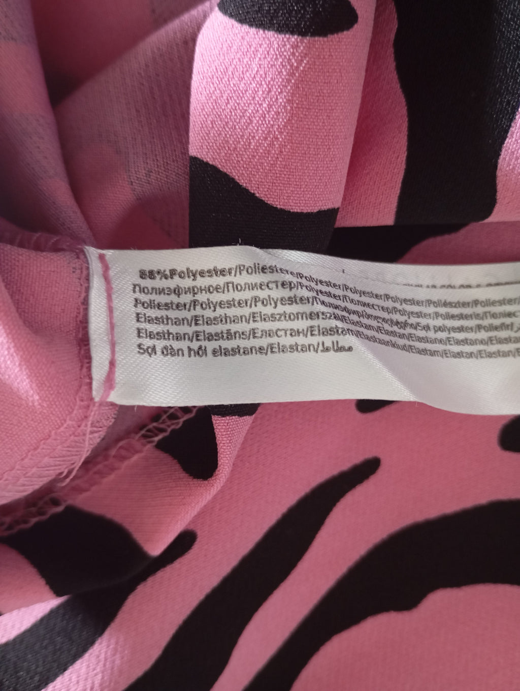 Superbe robe Calliope – Taille M - Fushia et noir - motif zébré