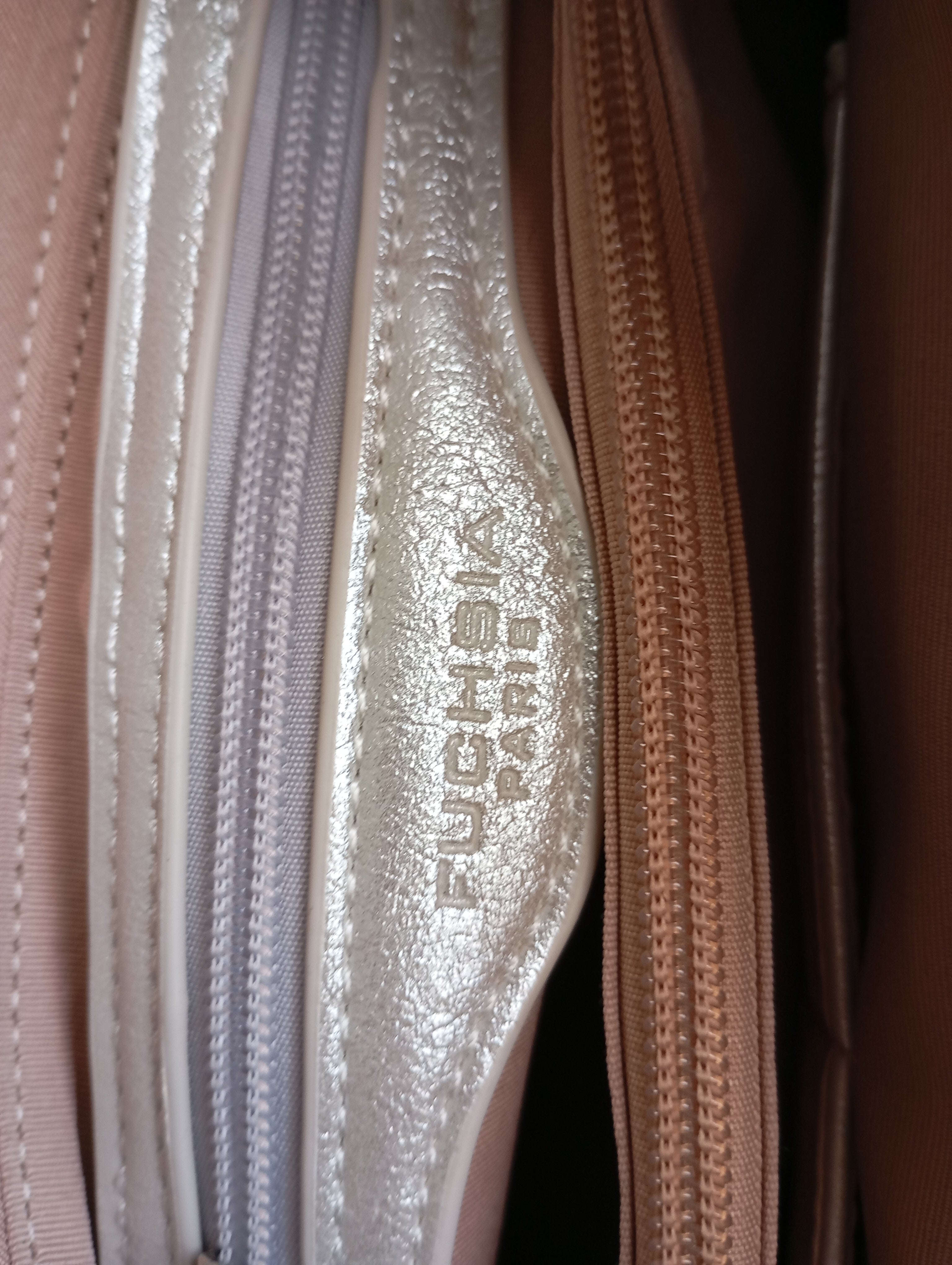 Sac Porté Main Tressé Argenté Fuchsia – Bandoulière Amovible | Neuf | Seconde Main