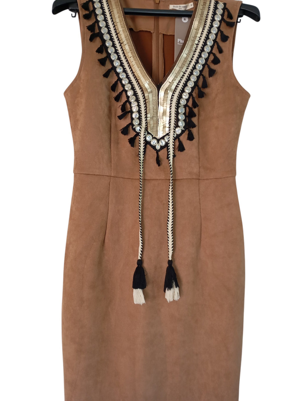 Robe Courte Drole de Copine Paris Camel Broderies Ethniques – Taille M