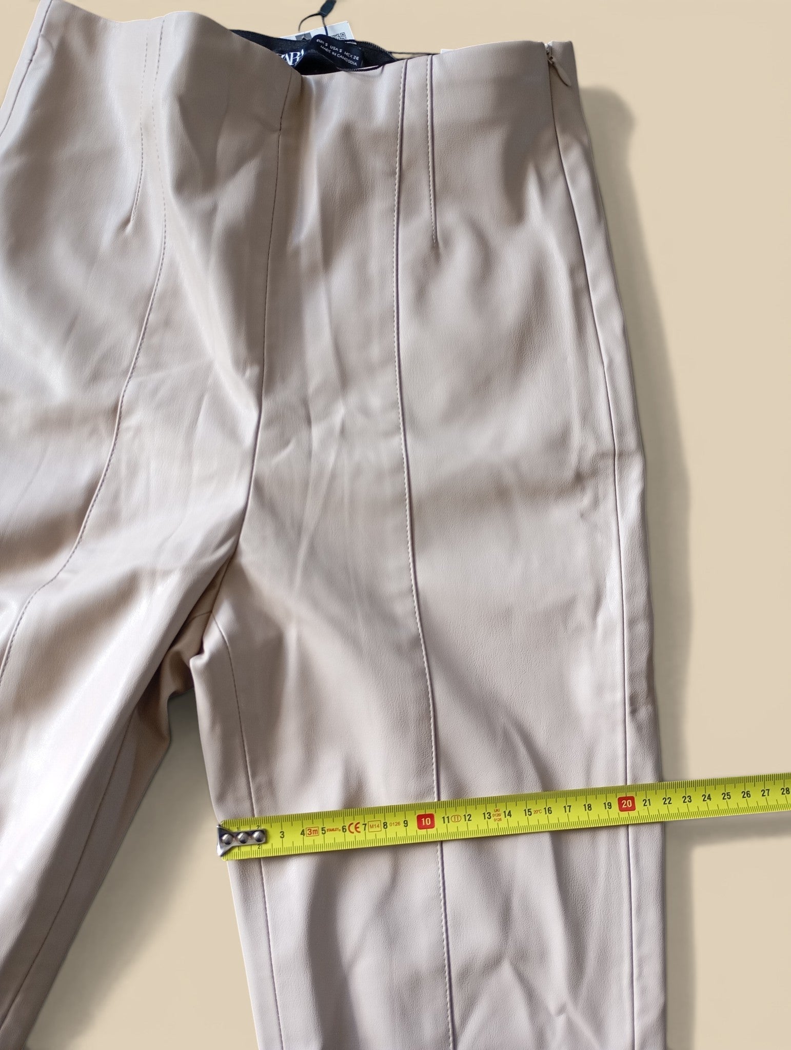 Pantalon Skinny Similicuir Zara Hi-Rise – Beige – Taille S