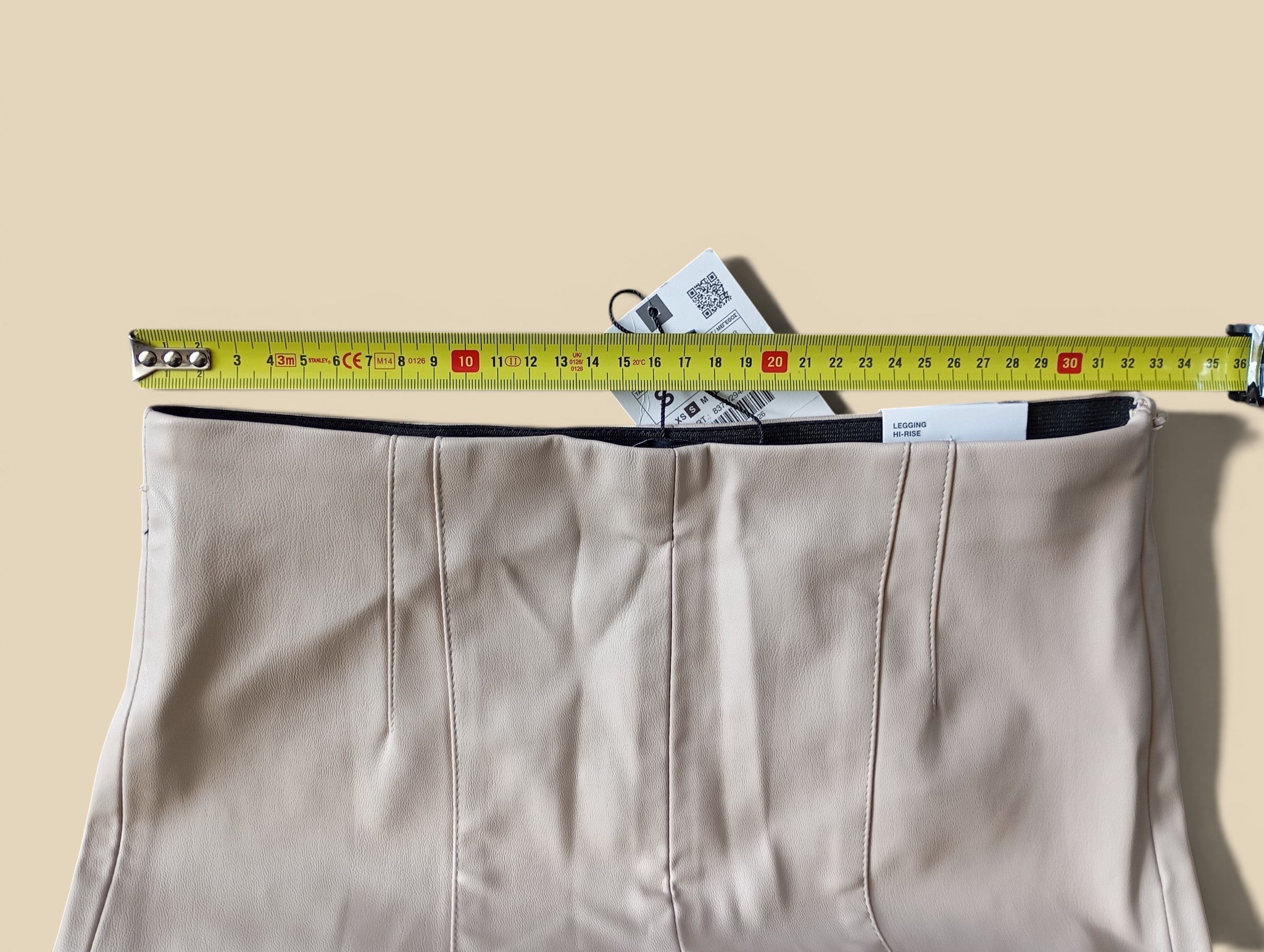Pantalon Skinny Similicuir Zara Hi-Rise – Beige – Taille S
