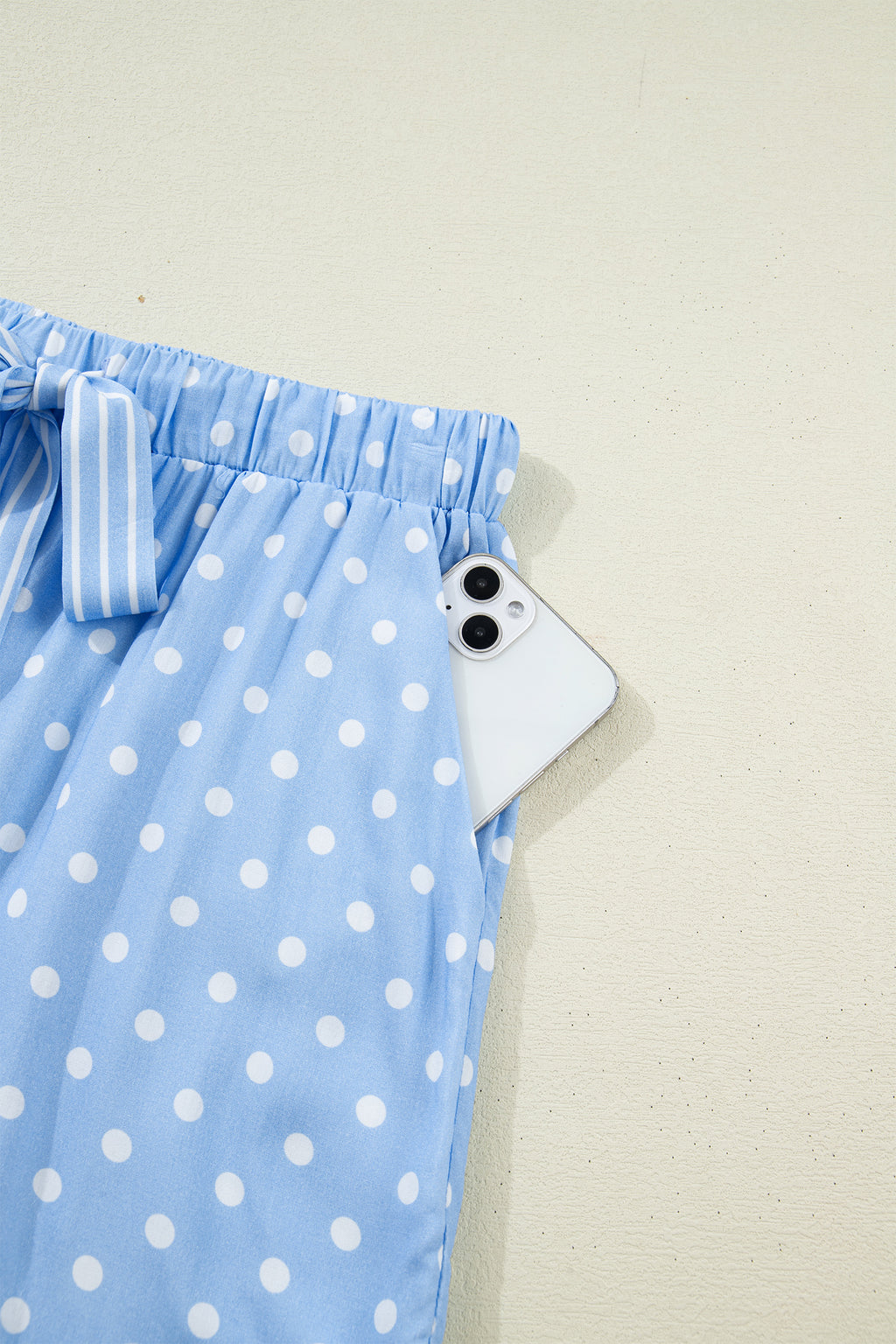 Ensemble pyjama court à pois bleu ciel