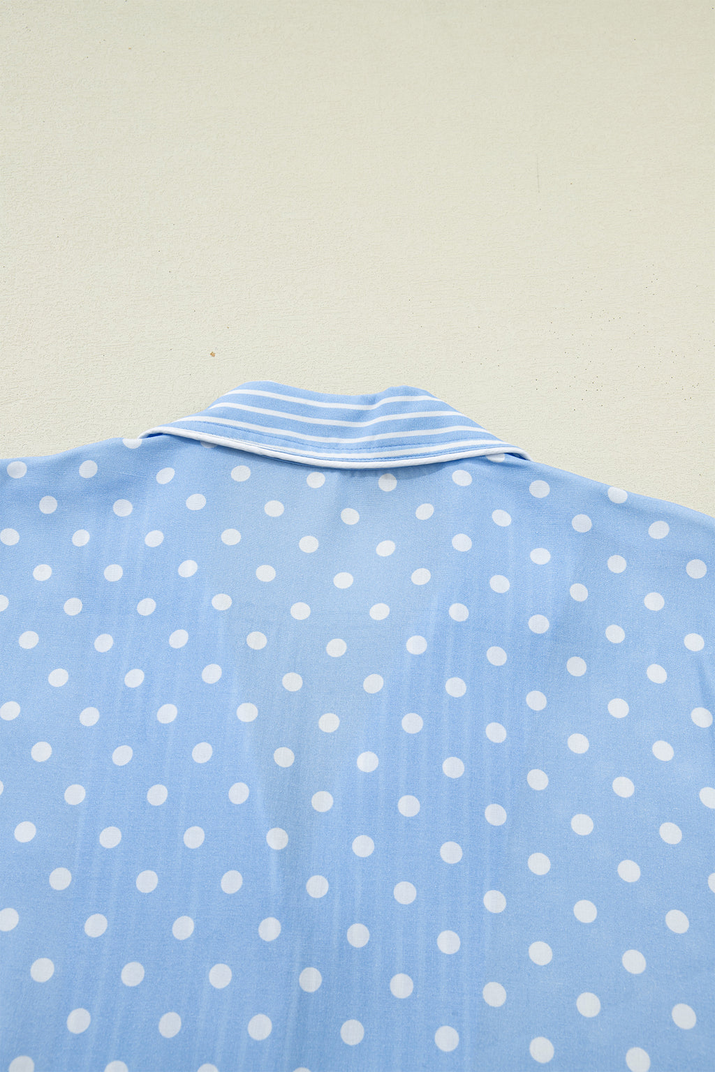 Ensemble pyjama court à pois bleu ciel