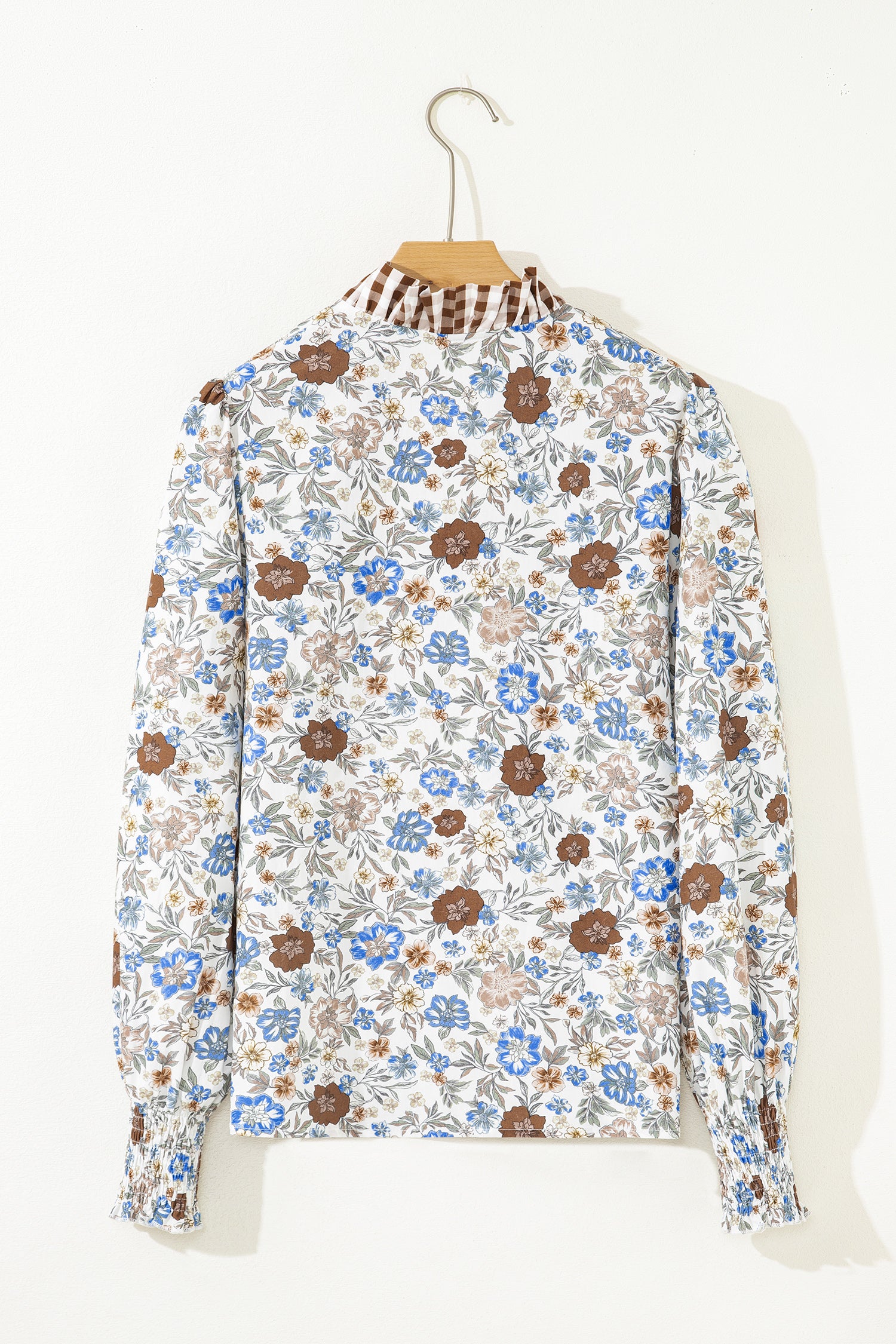 Blouse fleurie à manches longues col en V et bordure vichy — Brun