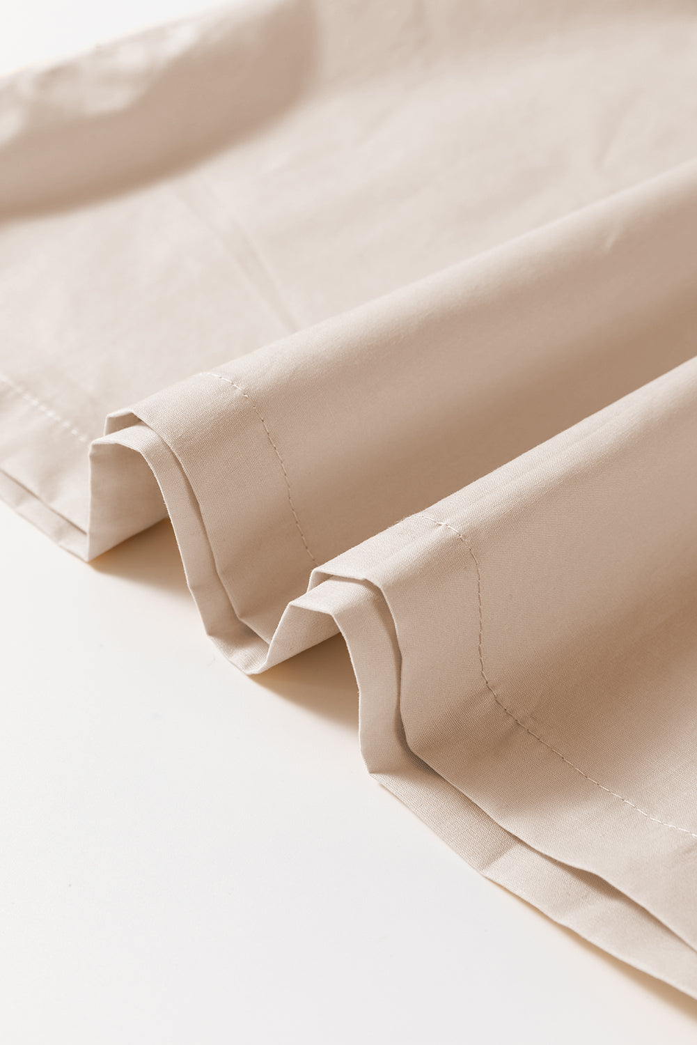 Robe Midi Beige Sans Manches — Haut Côtelé et Jupe Plissée
