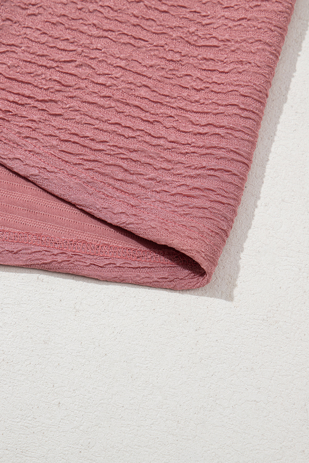 Robe mini sans manches en dentelle texturée — Noir, Bleu, Rose