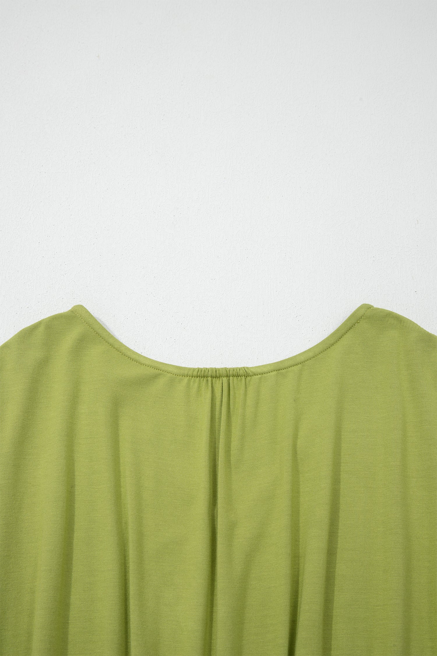 Robe maxi col V à manches courtes et taille élastique — vert fougère