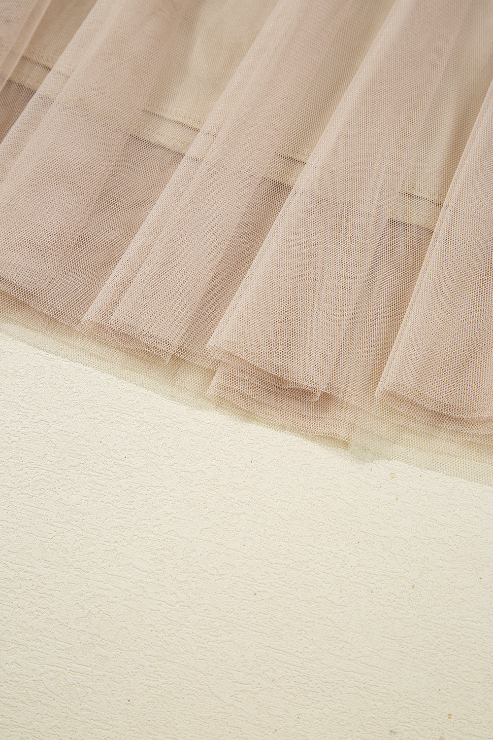 Jupe midi en tulle — Superposition de maille évasée & taille haute