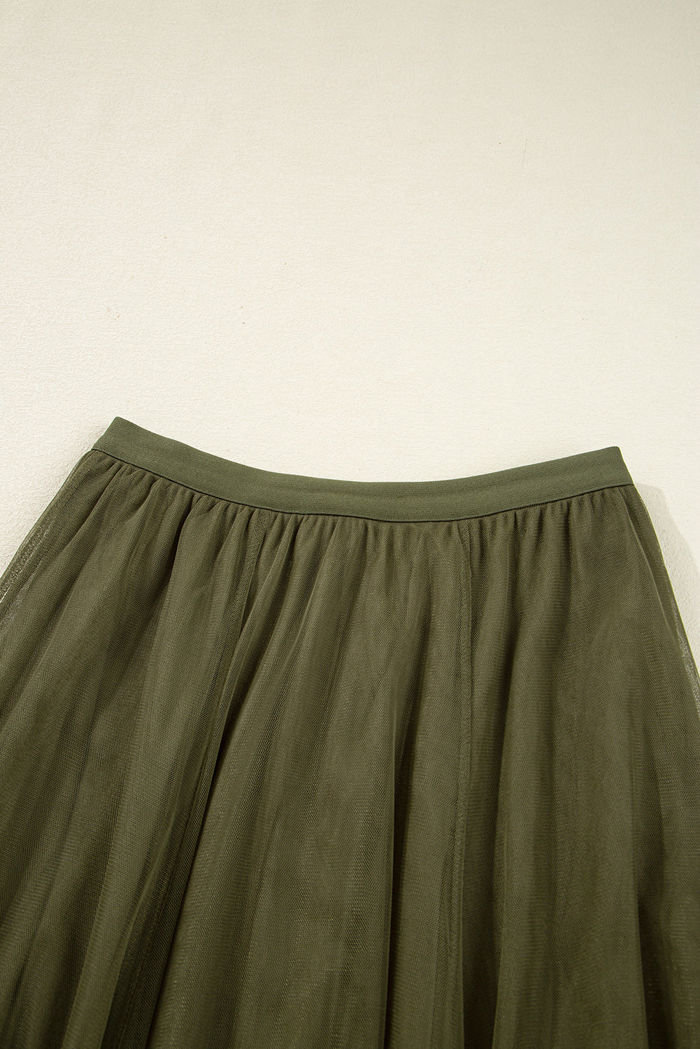 Jupe midi en tulle — Superposition de maille évasée & taille haute