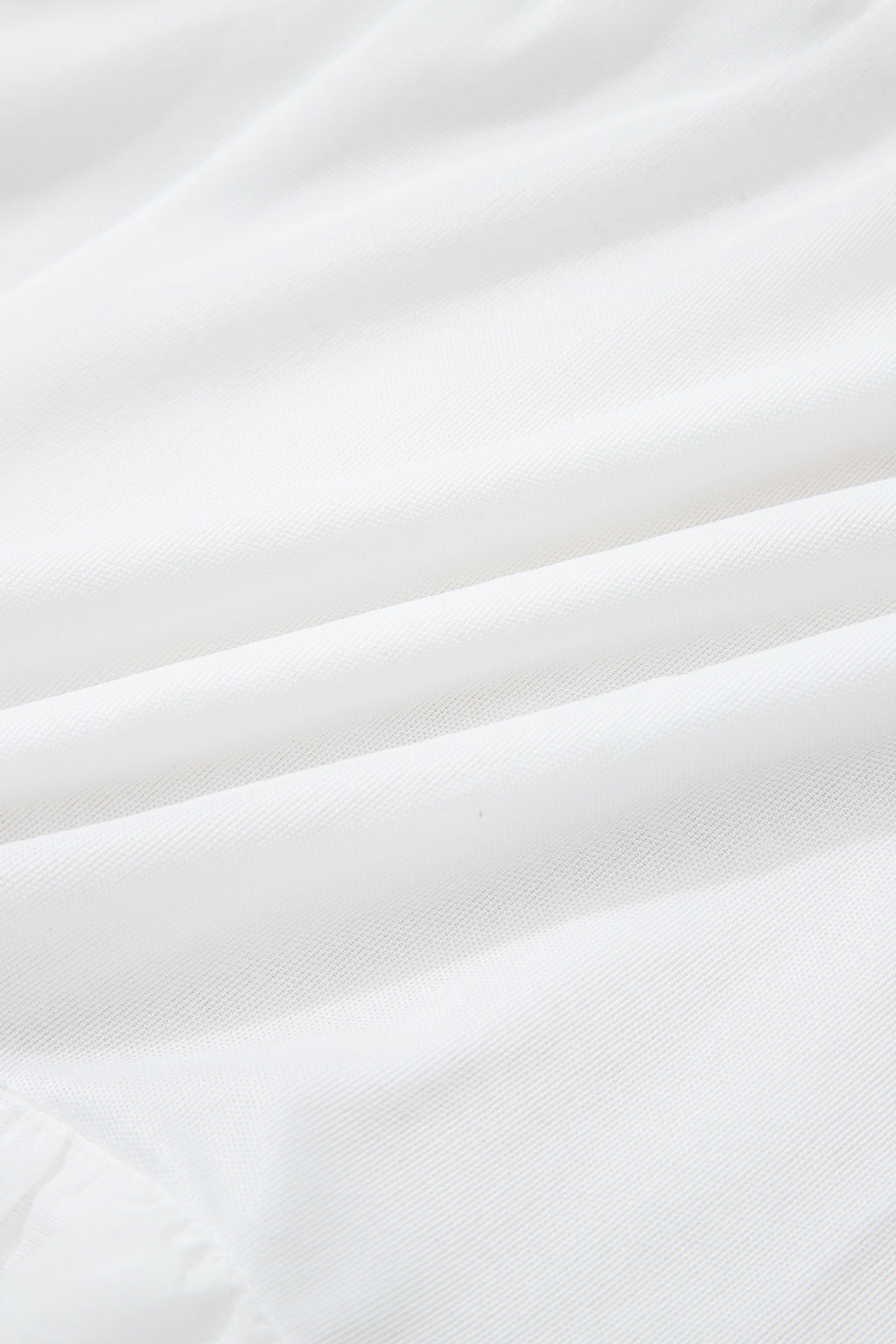 Shorty en dentelle à volants étagés — blanc, taille haute élastique