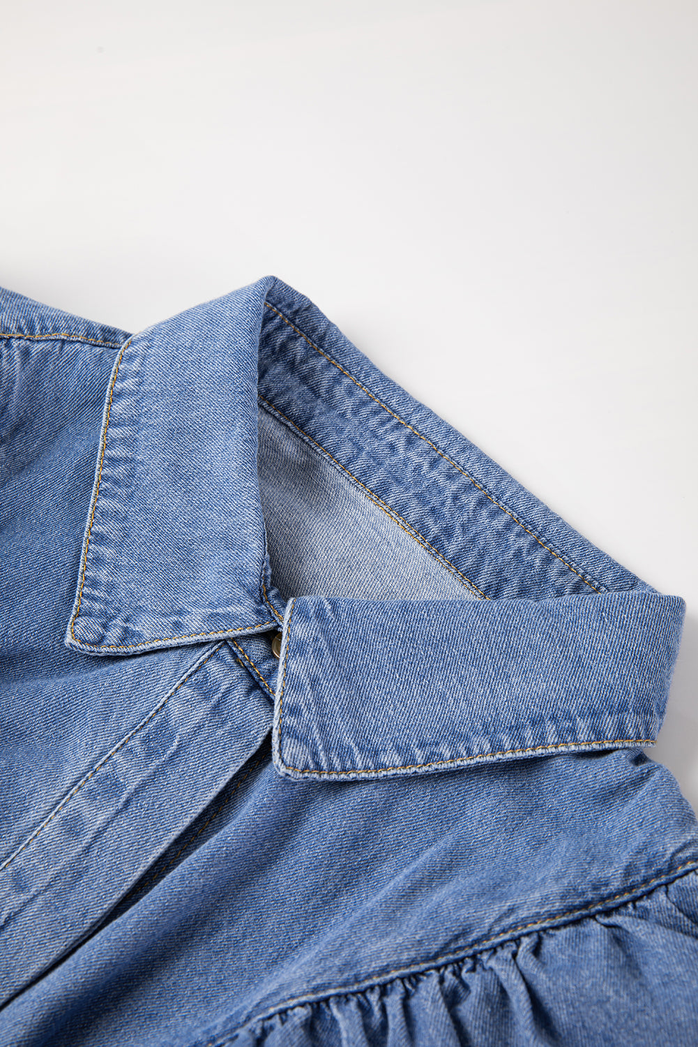 Chemisier Denim Bleu Crépuscule – Manches Longues & Volants