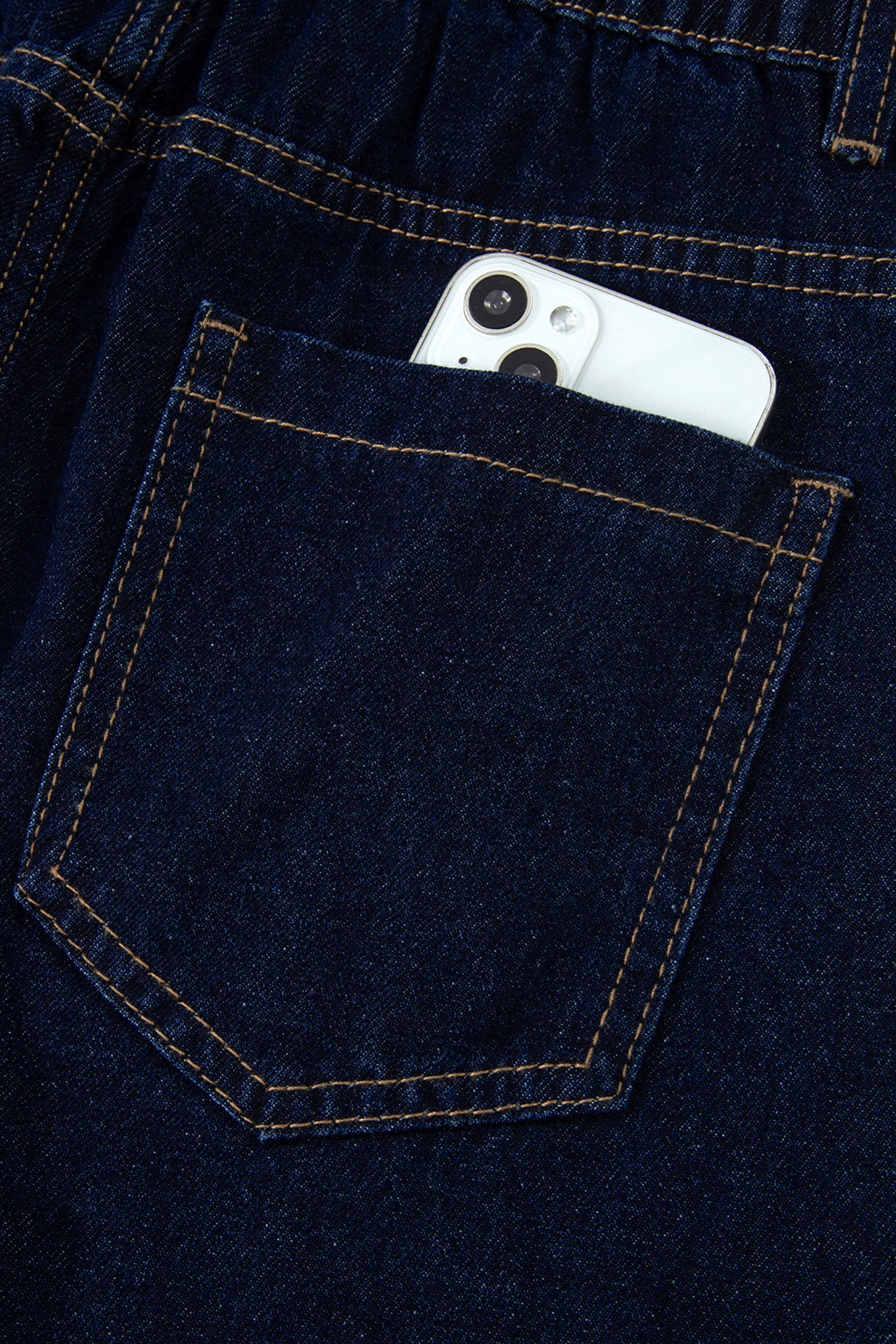 Short en jean à bordure festonnée — Bleu marine