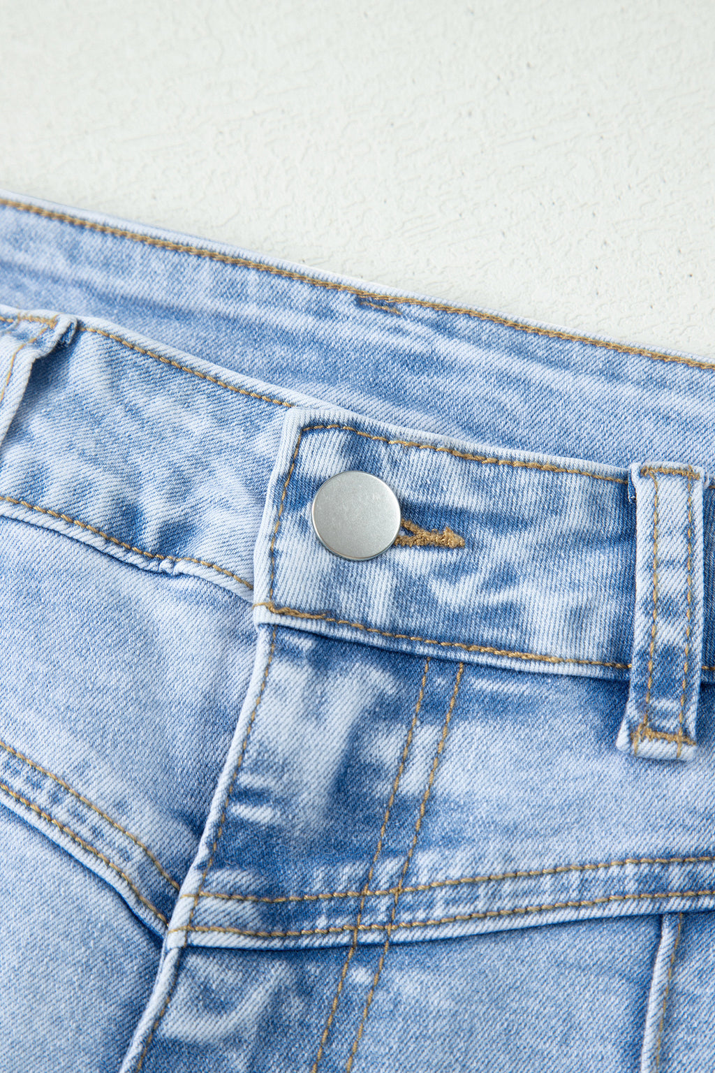 Short en jean taille haute effiloché — Bleu myosotis délavé