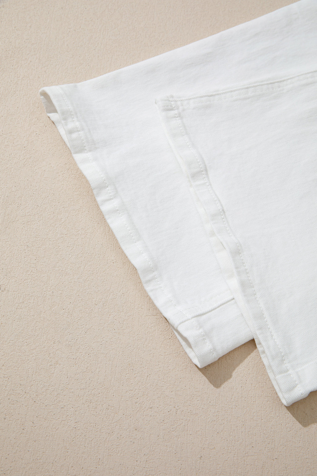 Jean blanc uni — Coupe jambes larges & taille mi-haute