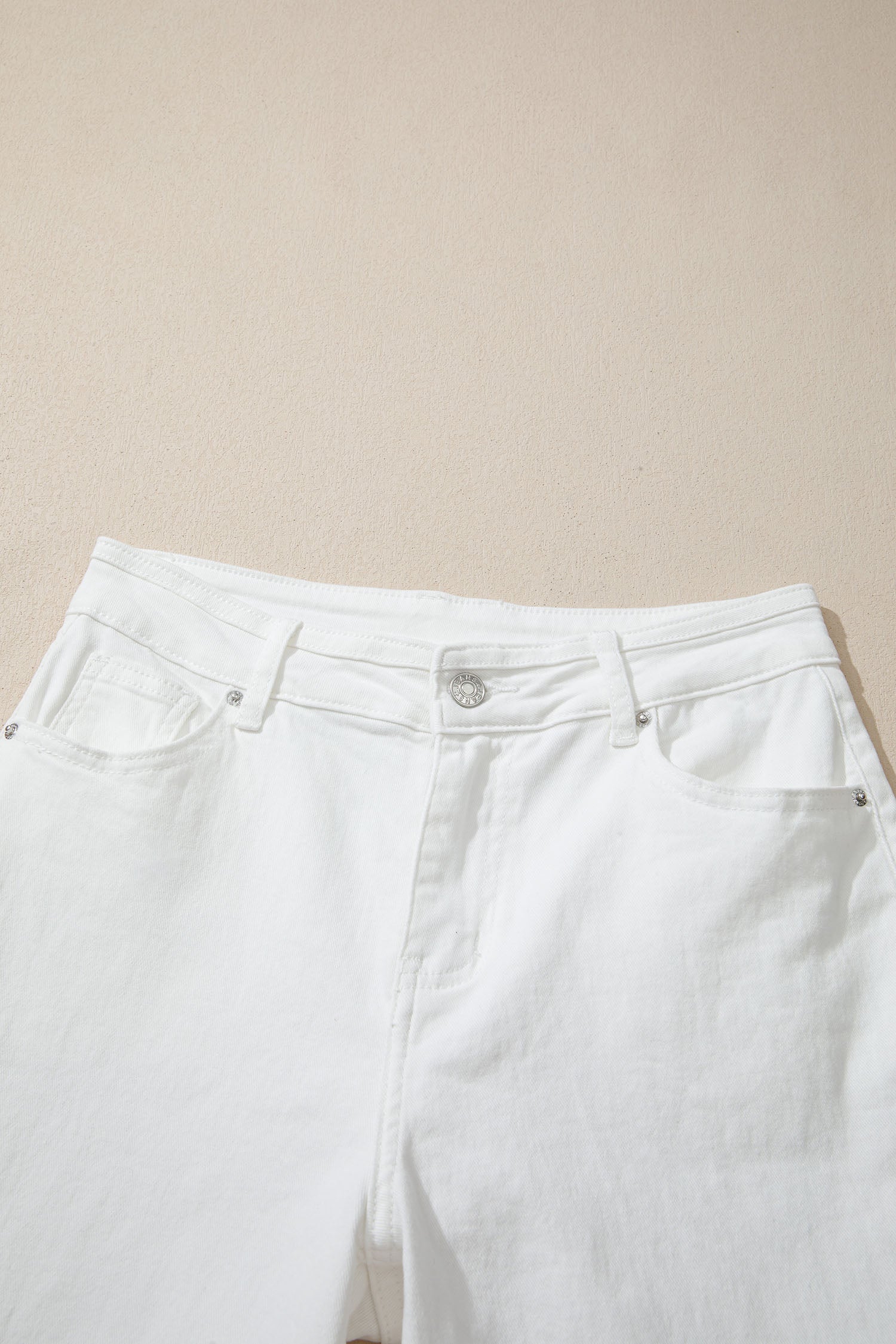 Jean blanc uni — Coupe jambes larges & taille mi-haute
