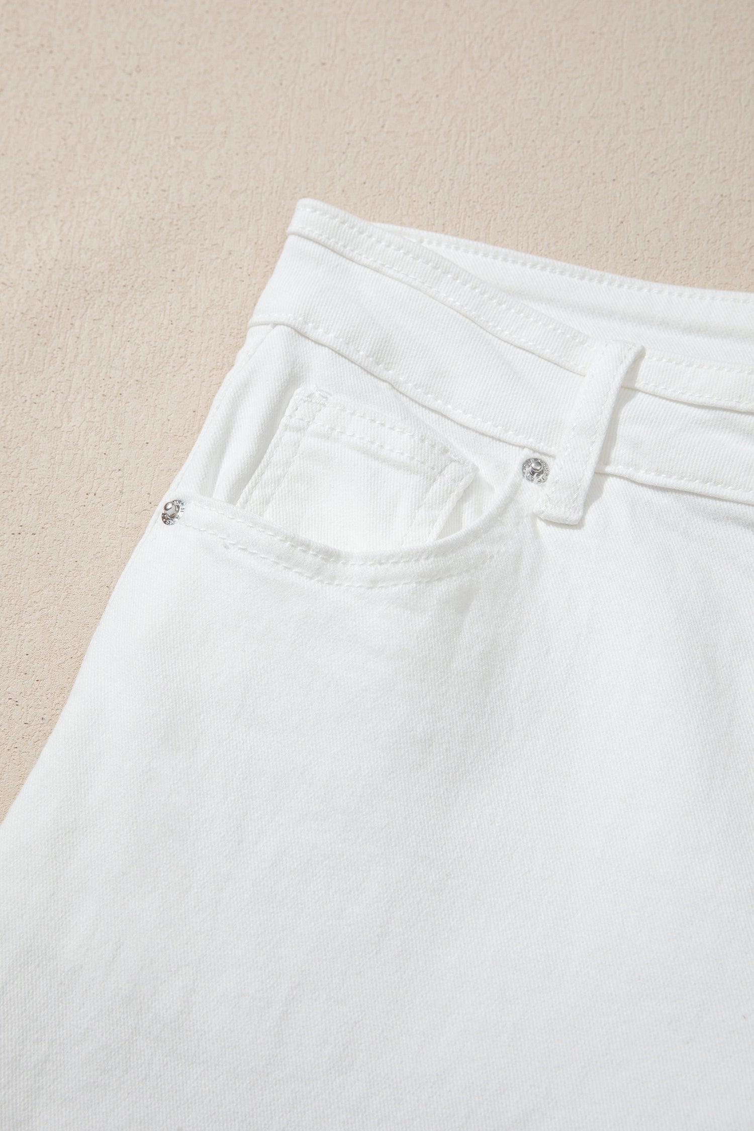 Jean blanc uni — Coupe jambes larges & taille mi-haute
