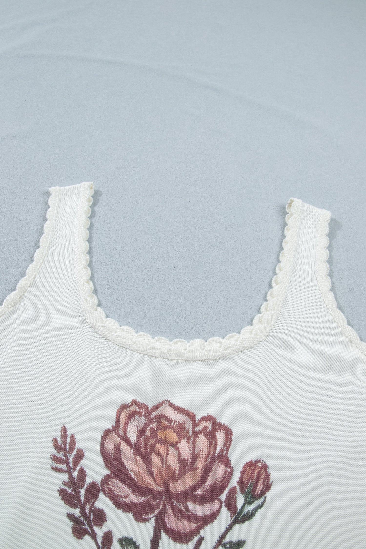 Débardeur en maille florale rétro grande taille — col carré festonné, sans manches