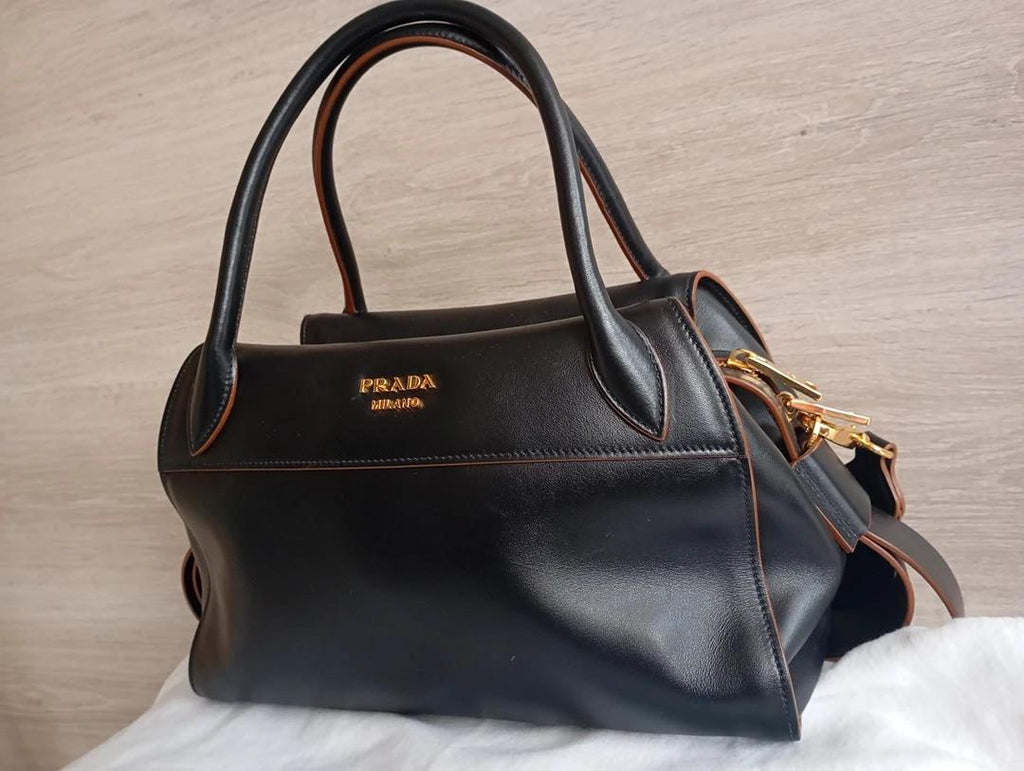Sac à main Prada bandoulière - cuir - noir et marron - modèle Top Handle Vintage , collection Vitello Phoenix de Prada