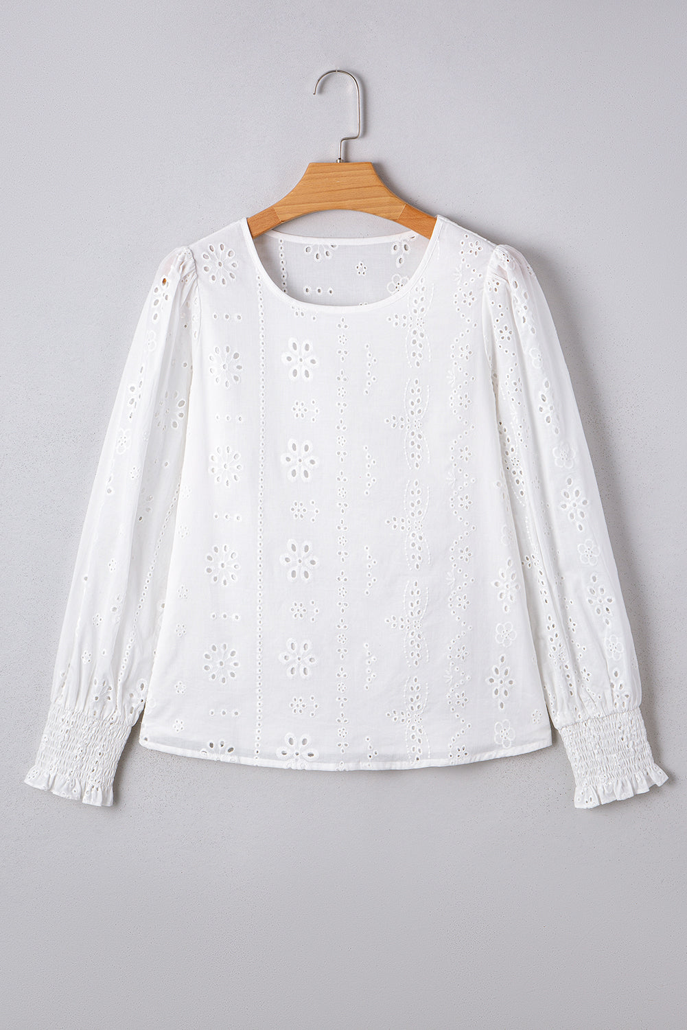 Chemisier Blanc Broderie Œillets — Col Rond et Manches Bouffantes Smockées