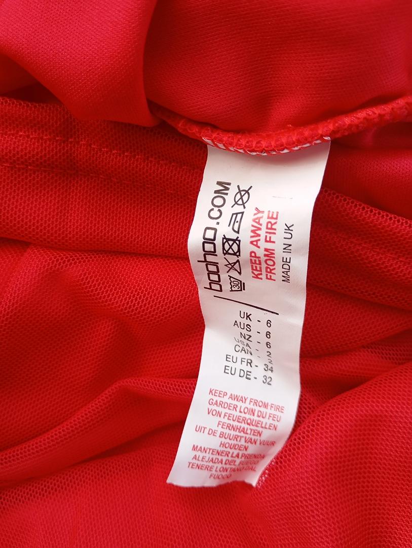Robe courte moulante manches longues transparentes 🌸 Boohoo 🌸 34 - Rouge - Neuf avec étiquette