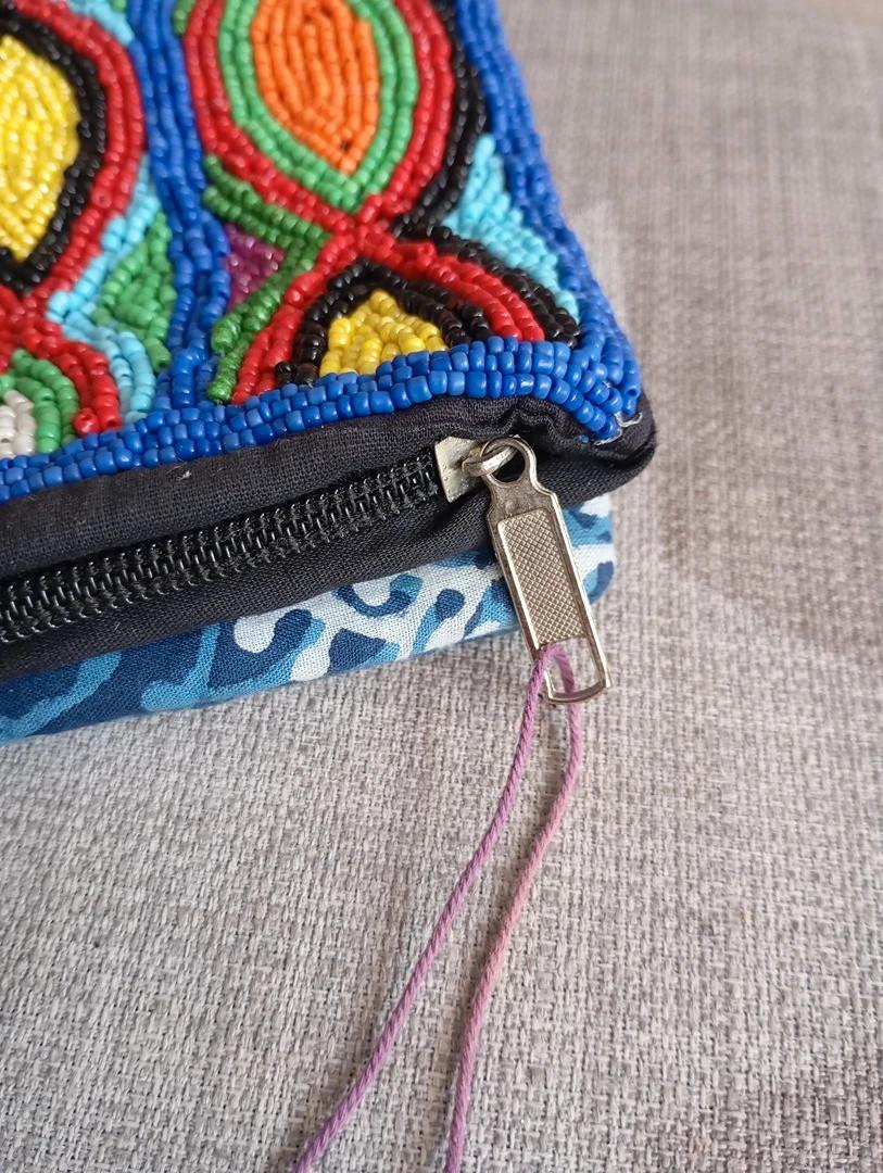 Pochette Derhy perlée - multicolore - Neuf avec étiquette