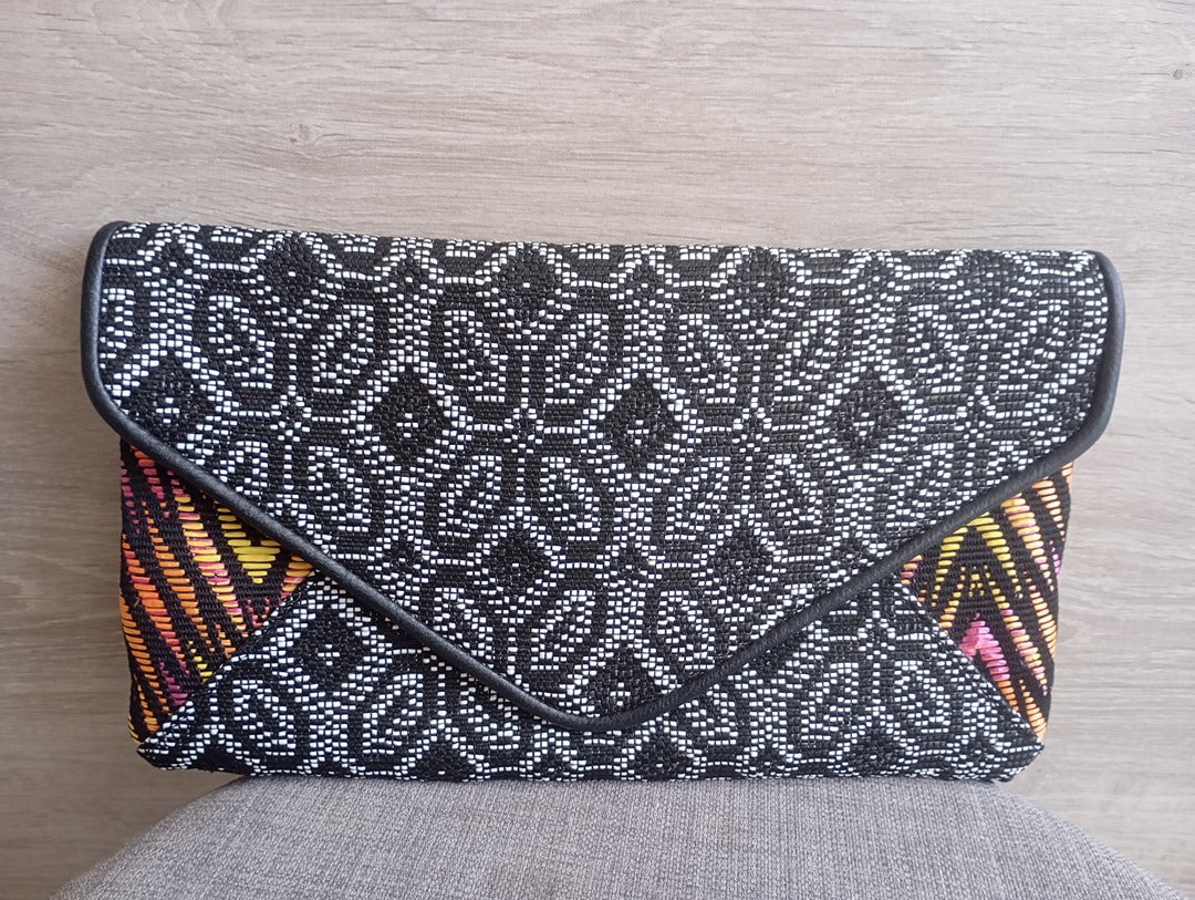 Pochette - Sac à main - Atmosphere - multicolore - très bon état