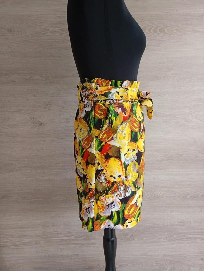 Jupe courte Local - S - Jaune/multicolore - Neuf avec étiquette - motif floral - lien à nouer