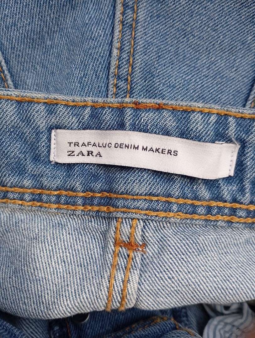 Joli short en jean Zara taille S - Bleu en super état