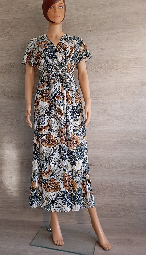 Robe longue manches courtes - M/l -multicolore - Très bon état - 100% viscose - motif florale