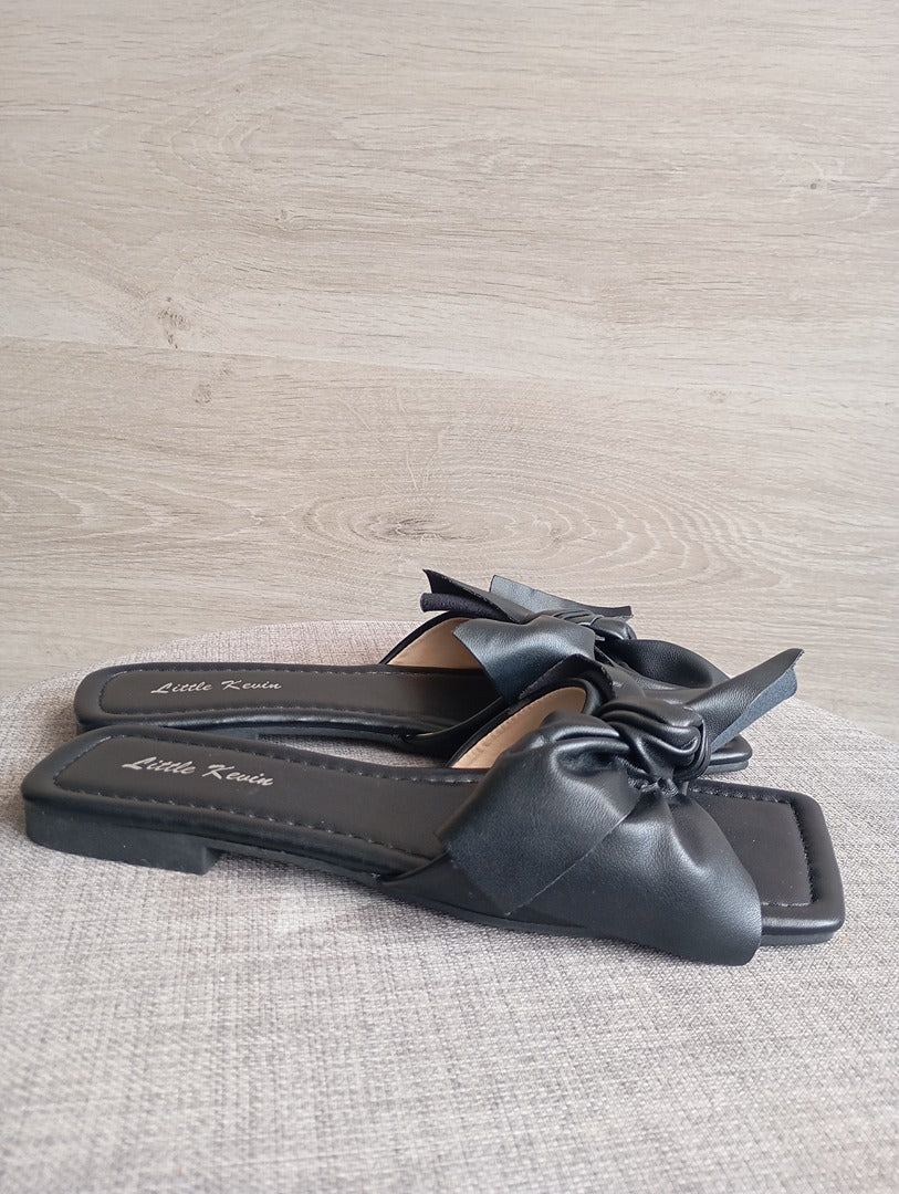 Mules à nœud noires — Little Kevin — Taille 36 — Très bon état