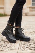 Bottines Bullboxer – photo portée mi-corps