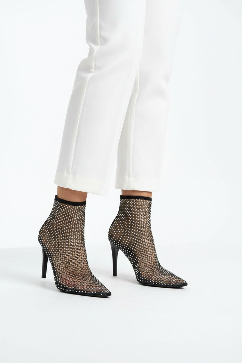 Bottines résille strass fond blanc