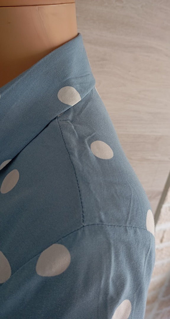 Robe chemise bleu ciel à pois — Bershka — Taille S — Très bon état