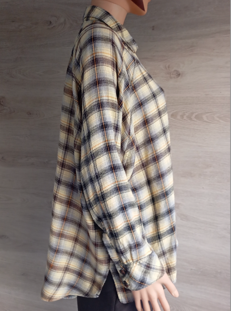 Chemise à carreaux Urban Outfitters taille S - tons crème