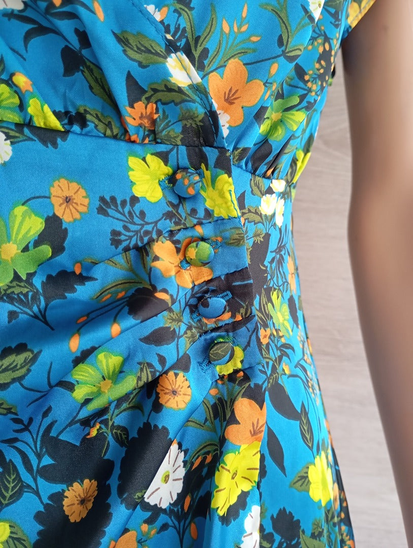 Robe courte Zara - S - Bleu fleuri - Neuf avec étiquette