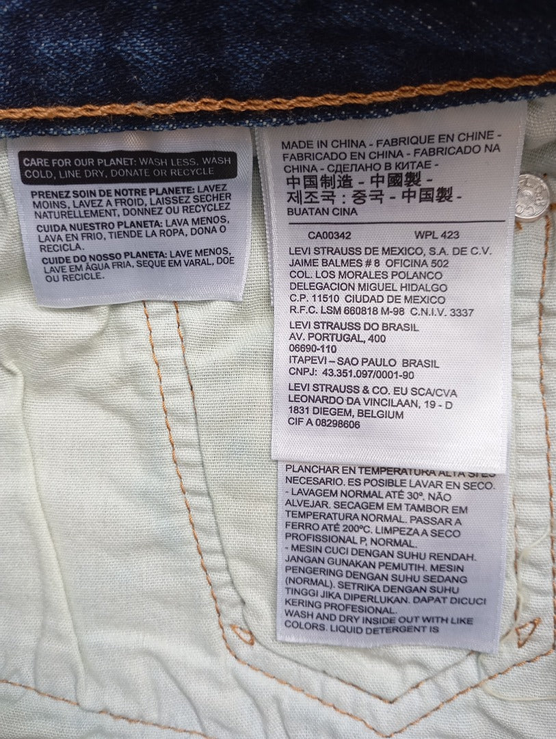 Super short en jean Levi's 501 taille S - Bleu en super état - W26