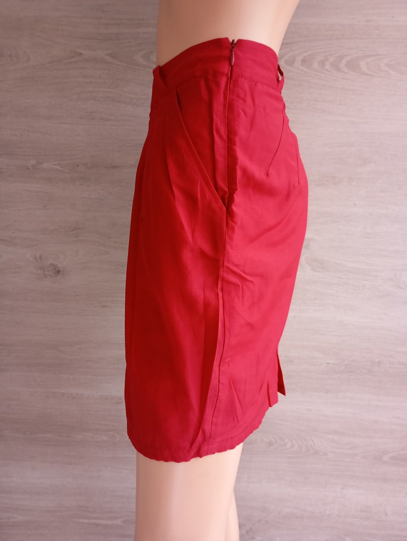 Jolie jupe Skunkfunk taille M - Rouge - en coton et soie - neuve