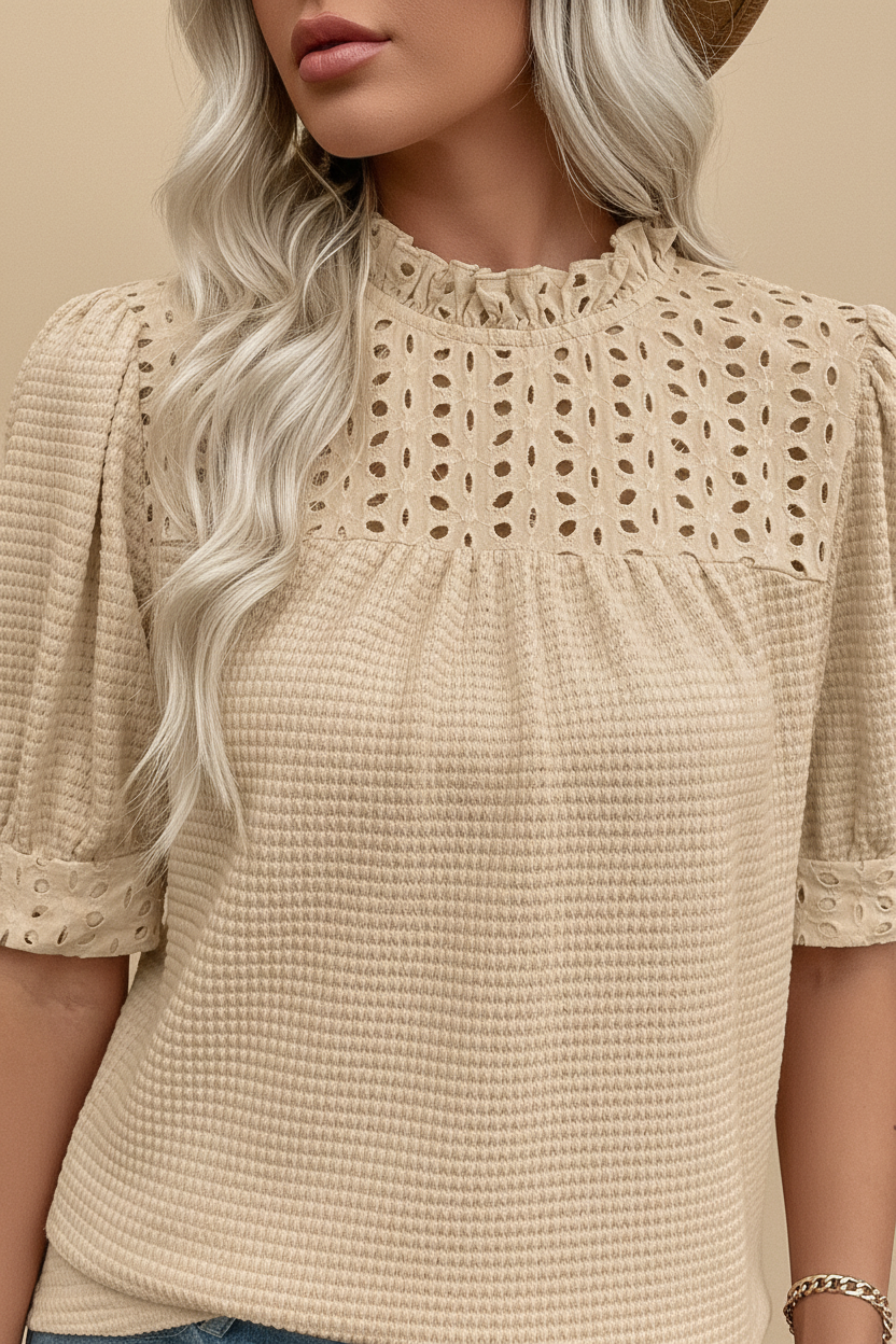 Chemisier parchemin - détail col - fond beige