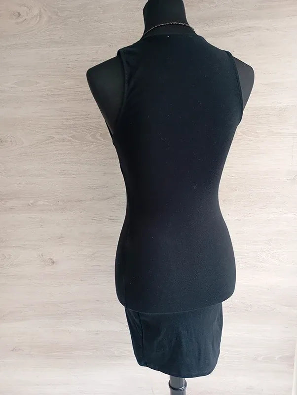 Belle robe moulante sans manches Zara taille S - noir en très bon état