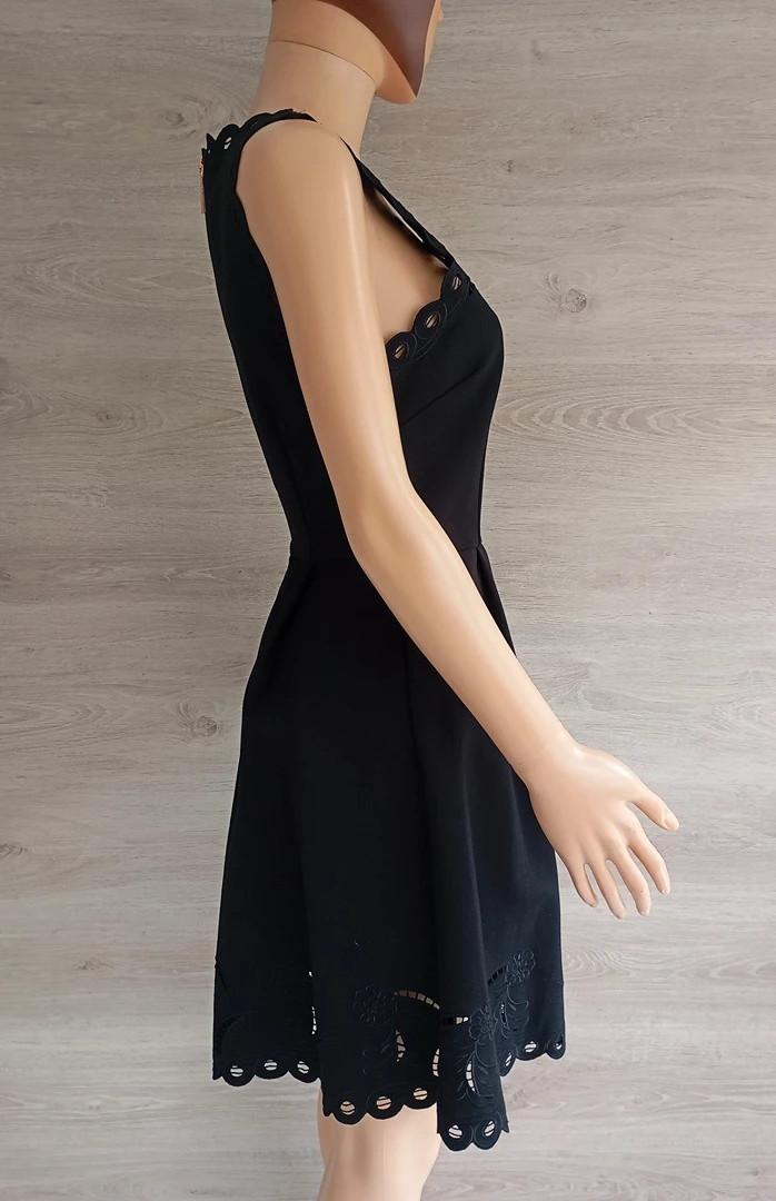 Petite robe noire découpée au laser — Ted Baker — Taille S — Très bon état