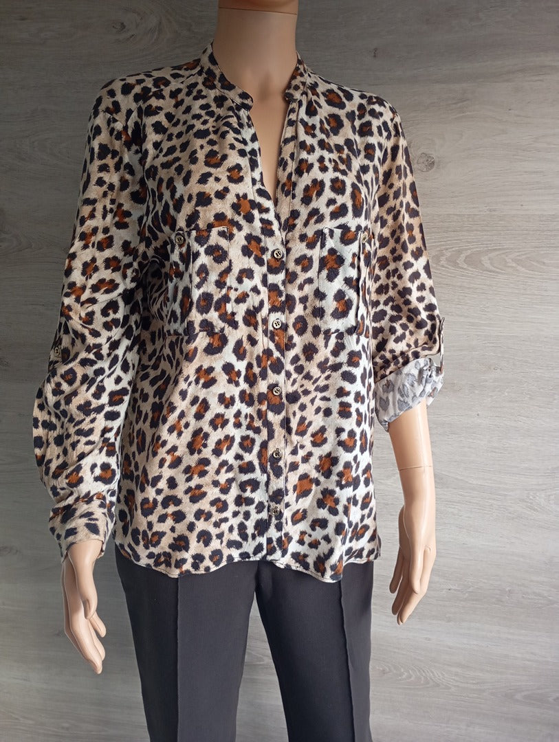 Jolie chemise Zara taille Xl motifs léopard - manches longues