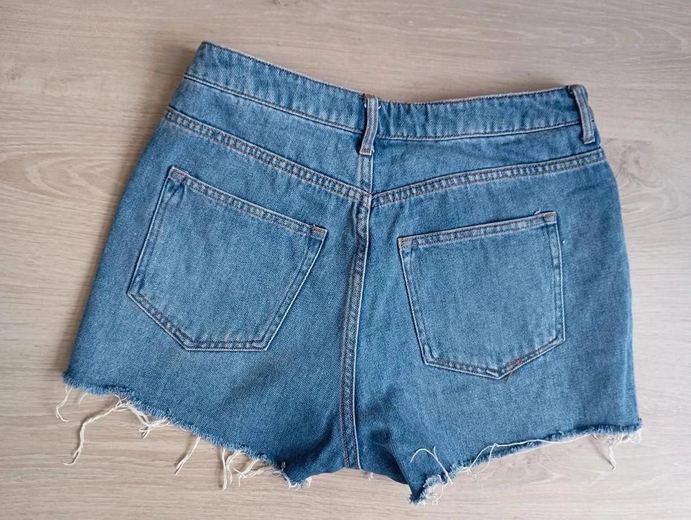 Short en jean H&m – 38 – Bleu - bords effilochés