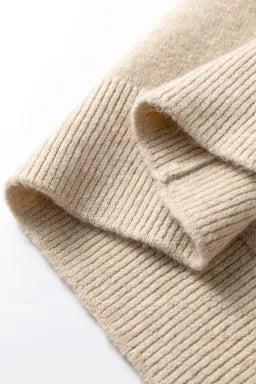 Robe pull courte en maille à manches raglan et col boutonné dentelle