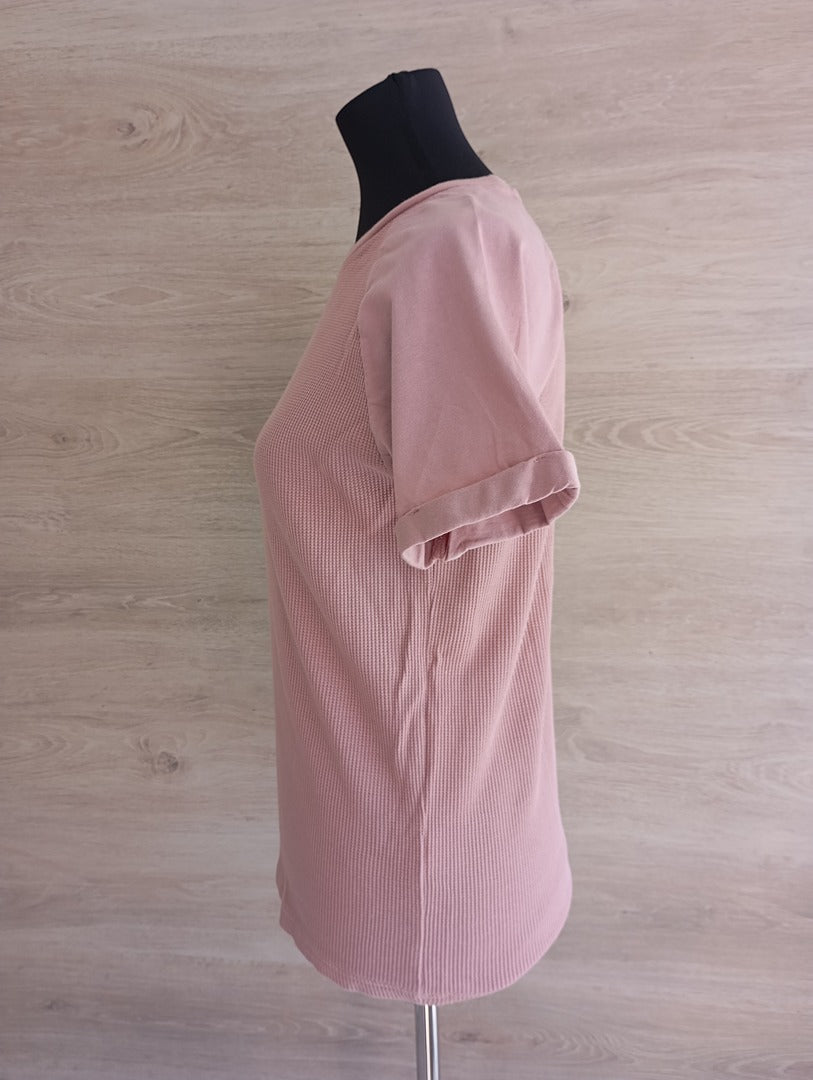 T-shirt Bershka - Xs - Rose - Très bon état - manches courtes